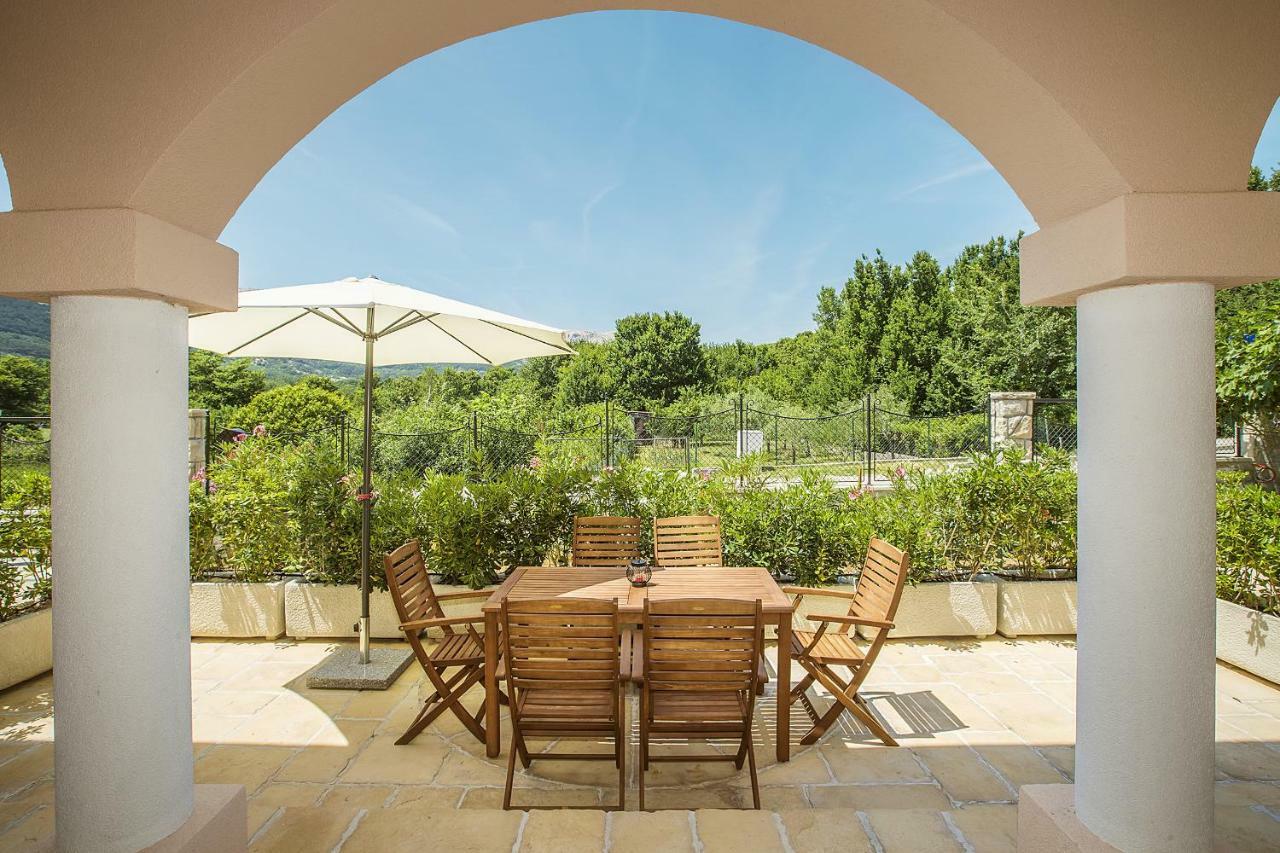 Residence Mediterraneo II باشْكا المظهر الخارجي الصورة